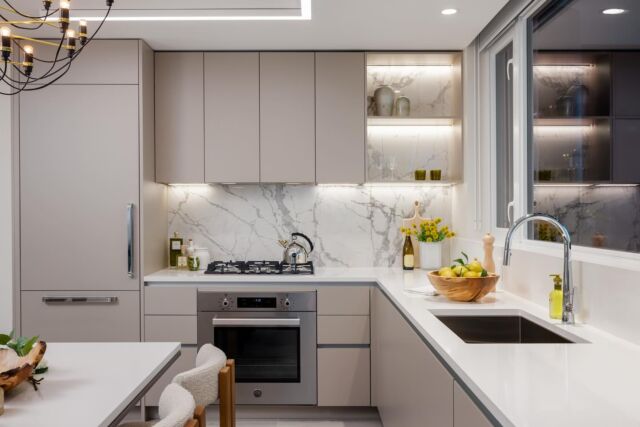 Bassano kitchens represent a true Italian offering, with imported custom cabinetry, backsplash slabs, fixtures, and appliances. It’s an immersive experience you won’t find elsewhere.⁠
⁠
.⁠
.⁠
.⁠
#Bassano #BassanoByBoffo #ExperienceBoffo #Boffo #BoffoDevelopments #burnaby #brentwood #brentwoodburnaby #burnabyre #burnabyrealestate #burnabyrealtor #vancouverrealestate #vanre #vanarch #newbuild #realestate #yvr #yvrre #vancouverrealestate #dailyhivevan #presale #metrovancouver #vancouverregion #yvrrealtors #vancityrealestate #realestatebc #vancouverdeveloper #vancouverarchitecture